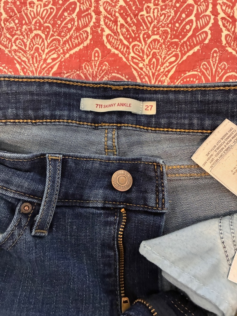 Levi's 711 Skinny Ankle Jeans in Indigo Blue